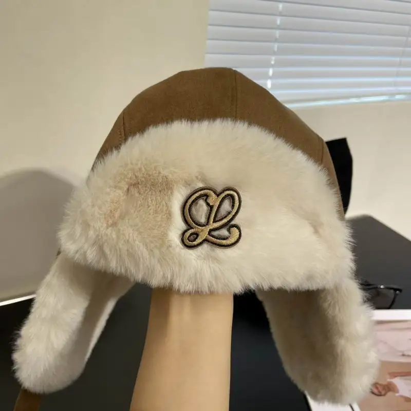 Loewe Hat 02 (32)
